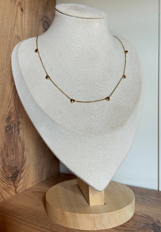 Mini hearts necklace