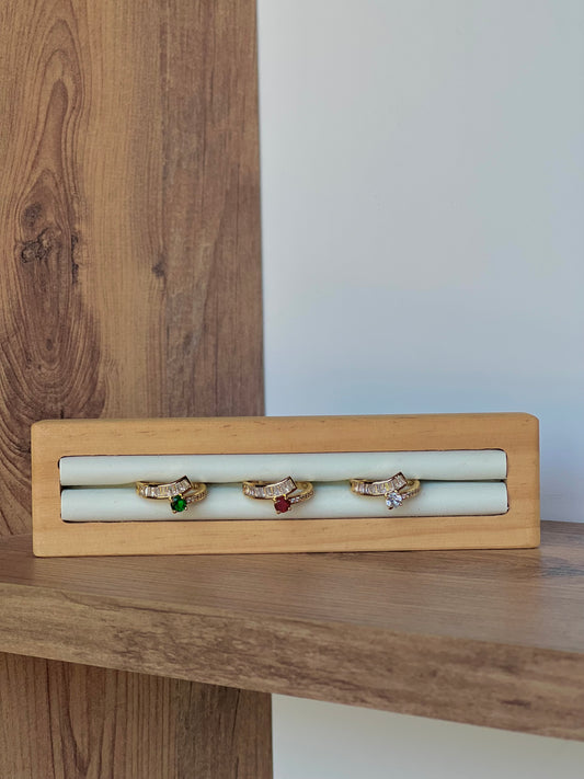 Colored stone rings