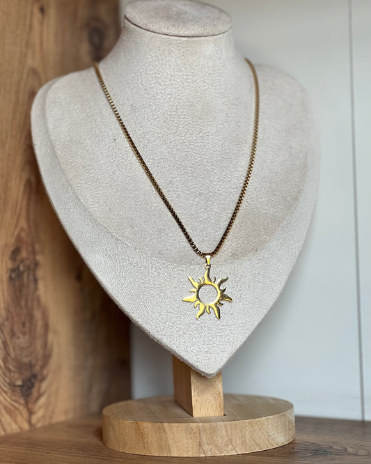 Sole necklace
