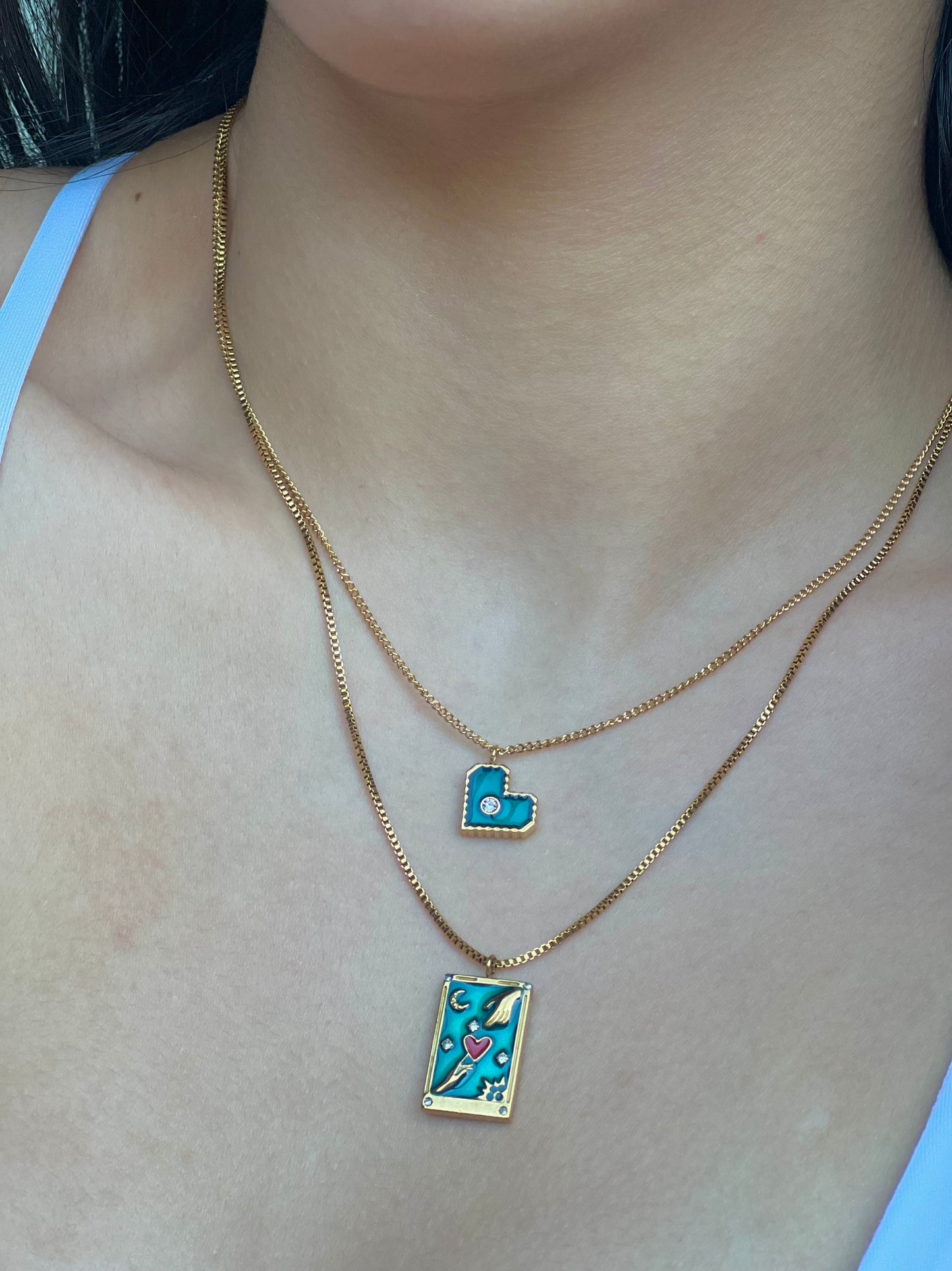 Double layered love necklace