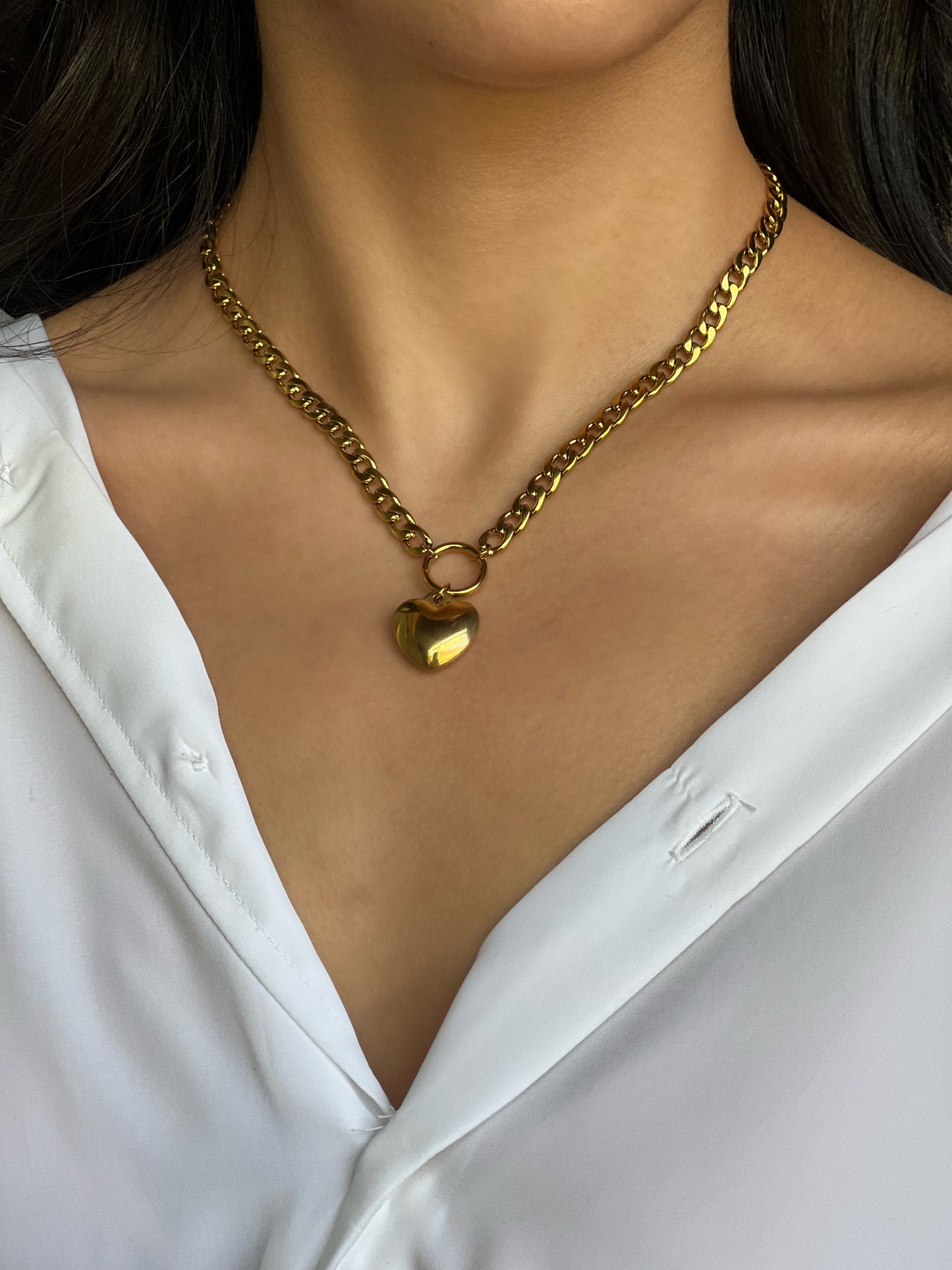 Amor Necklace